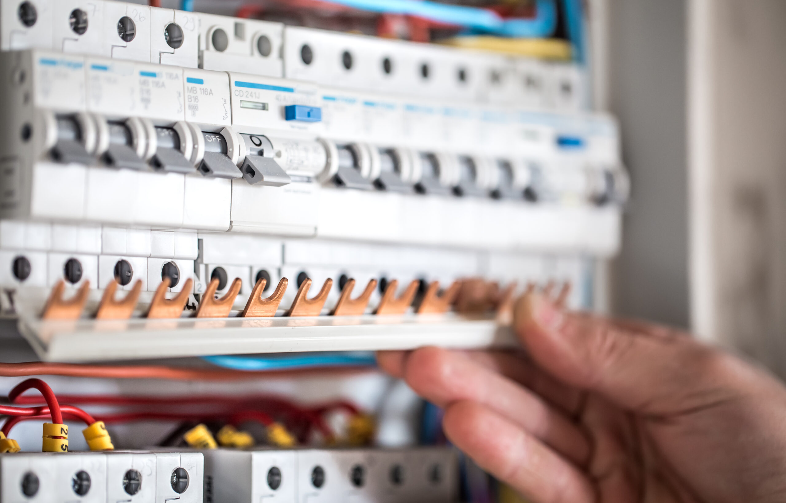 Bağcılar’da Elektrik Arızası: En Sık Karşılaşılan Problemler ve Çözümleri